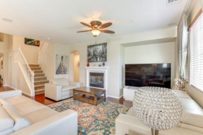 14 Mi to Old Town Temecula Luxe Fallbrook Home!